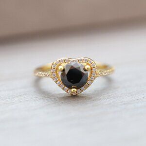 S925 1ct Black Moissanite Diamond Heart Halo Style Engagement Ring